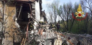 Roma, crollo palazzina: pm avvia indagine per lesioni e disastro colposo