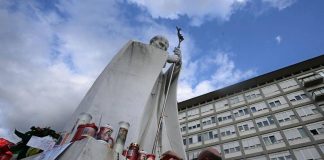 Papa, gli esperti: ecco cosa rischia dopo il broncospasmo