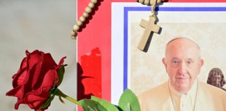 Papa: “Situazione di stabilità, lieve miglioramento in quadro che resta complesso”