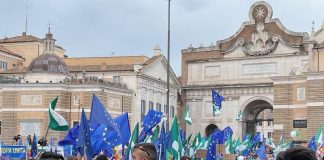 Manifestazione per l’Europa, una piazza ‘democratica’ e ‘popolare’ ma anche ‘anziana’