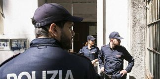 Spoleto, donna trovata morta in casa. Marito sul ponte minaccia il suicidio: “L’ho uccisa”