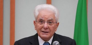 Mattarella: “Inaccettabili aggressioni e vandalismo contro operatori sanitari”