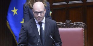 Fontana “La scomparsa del Papa lascia un vuoto profondo”