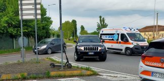 Suzzara, monopattino elettrico coinvolto in uno scontro con una Jeep