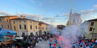 A Roverbella è tempo di Carnevalissimo: stasera festa in piazza, domani sfilata dei carri
