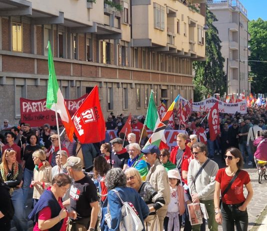 Revocata l’autorizzazione al corteo neofascista. Cgil: “vittoria del mondo democratico mantovano”