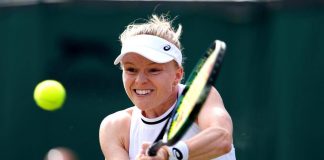 Odore troppo forte dell’avversaria, tennista chiede di spruzzare deodorante – Video