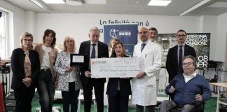 Malattie rare: Sla, consegnata al Centro Nemo di Trento la donazione Aisla