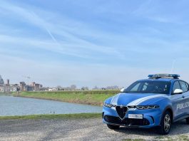 Finti carabinieri raggirano un’anziana: arrestati con 31mila euro di gioielli e contanti