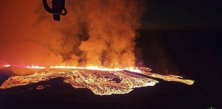 Islanda, eruzione vulcanica vicino Grindavik: attivate allerte ed evacuazioni