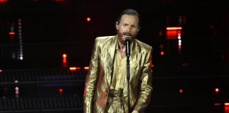 Jovanotti, niente stop ai concerti: “Li dedicheremo a Papa Francesco”