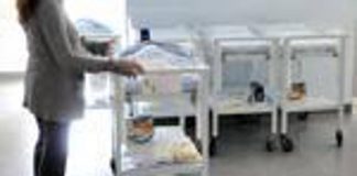 Giornata salute donne, appello ostetriche ‘prendetevi cura di voi’