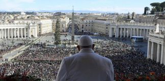 Papa, dalla malattia alla morte: la lunga partita dei complottisti