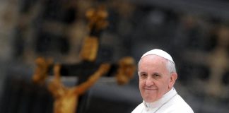 Papa Francesco, commemorazione in Parlamento: minuto di silenzio e lungo applauso