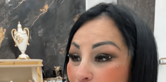 Rita De Crescenzo, chi è la tiktoker napoletana in piazza con il M5S