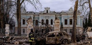 Ucraina, Usa “non sostengono condanna G7 a strage Sumy”. Kiev caccia governatore