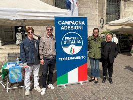 Fdi in piazza a Mantova: gazebo per tesseramento e decreto Sicurezza