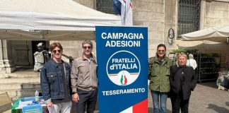 Fdi in piazza a Mantova: gazebo per tesseramento e decreto Sicurezza