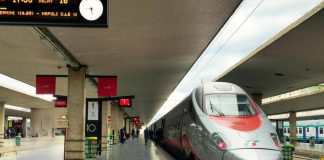 Papa Francesco, Trainline: per funerali +30% viaggiatori in treno verso Roma il 25 e 26 aprile