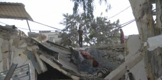 Nuovi raid israeliani nella Striscia di Gaza, 54 morti