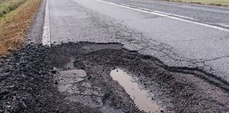 Strade, l’opposizione in Provincia incalza. Dara: ‘Tagli non legati al Ponte”