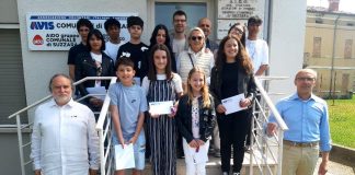 Suzzara, Avis premia 13 studenti per il loro impegno nella solidarietà