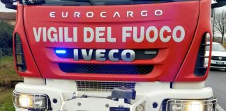 Curtatone, incendio in azienda agricola: bruciano cinquanta rotoballe