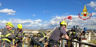 Addestramento avanzato: i Vigili del Fuoco simulano soccorsi in cisterna nello stabilimento Versalis
