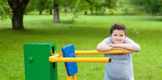 Bimbi di campagna più grassi, sedentari e schermo-dipendenti: lo studio