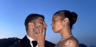 Elodie e Andrea Iannone si sposano? Spunta l’anello ‘sospetto’
