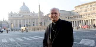 Elezione nuovo Papa, via al Conclave: chi è il cardinale Peter Erdo