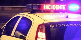Roma, incidente tra scooter e un mezzo dell’Esercito: un morto