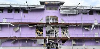 Ucraina-Russia, i dubbi di Trump. Zelensky: “Tregua possibile anche da ora”