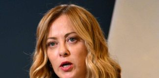Meloni in Senato: “Italia e Ue rafforzino la difesa per fronteggiare sfide”