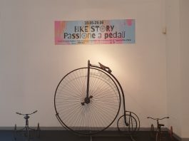 “Bike Story”, al MuVi inaugurata la mostra che racconta 150 anni di passione a pedali
