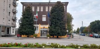 Schivenoglia diventa “cardioprotetta”: inaugurazione del defibrillatore comunale