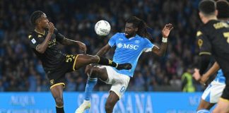 Napoli fermato dal Genoa, al Maradona finisce 2-2