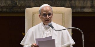 Ucraina-Russia, Meloni sente Papa: Vaticano pronto ad ospitare negoziato