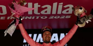 Giro d’Italia, ad Ayuso la settima tappa. Roglic torna in maglia rosa