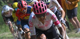 Giro d’Italia, Carapaz vince in fuga l’undicesima tappa. Domani l’arrivo a Viadana