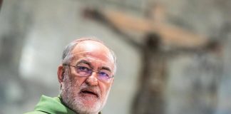 Elezione nuovo Papa, via al Conclave: chi è il cardinale Cristobal Lopez Romero