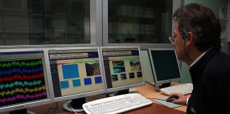 Terremoto oggi ai Campi Flegrei, forte scossa di magnitudo 4.4. Paura anche a Napoli