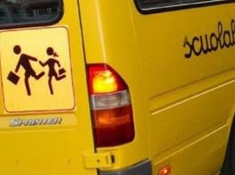 Sabbioneta, bimbo di 7 anni investito dopo essere sceso dallo scuolabus. Trasportato in ospedale