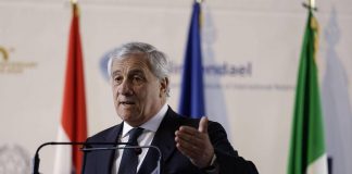Tajani: “Impegno del governo per favorire cooperazione con Emirati”