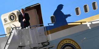 Usa, dal tappeto per i Clinton all’agnello per i Bush: i regali bizzarri per la Casa Bianca