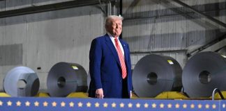 Trump raddoppia i dazi: “Dal 4 giugno al 50% su acciaio e alluminio”