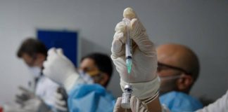 Covid, Bassetti: “In campana con la nuova variante, in Asia aumento di casi”