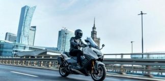 Arriva la versione 2025 di Yamaha TMAX e TMAX Tech MAX