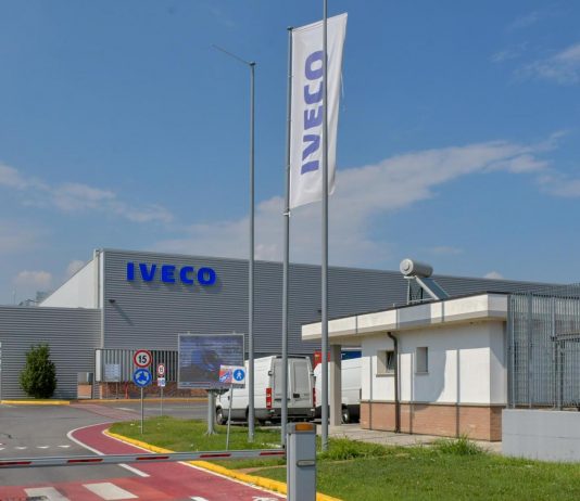 Sindacati: apprezzamento per il piano Iveco e attesa per l’Opa Tata