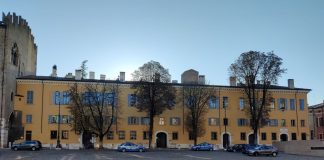 Mantova, al Palazzo del Plenipotenziario “Nodi” la mostra di pittura, scultura e fotografia